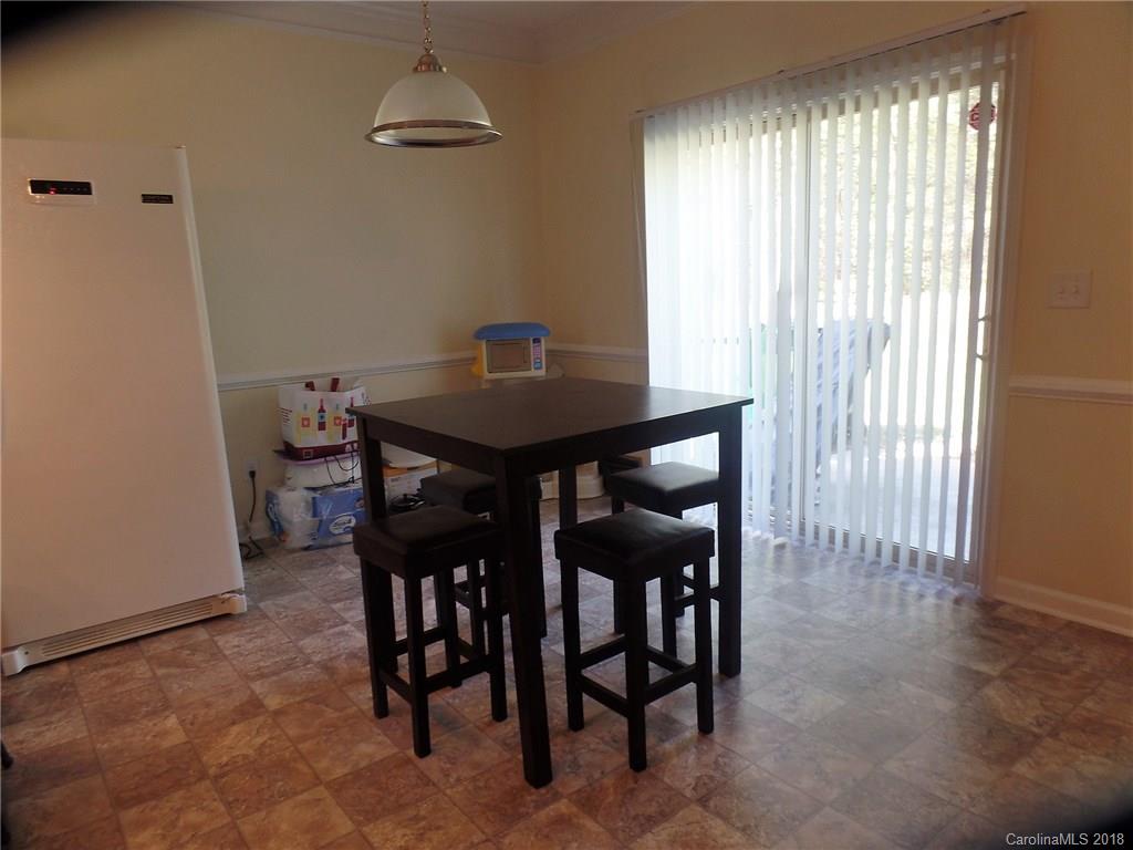 843 Rook Road Charlotte, NC 28216 - Photo 20 of 31