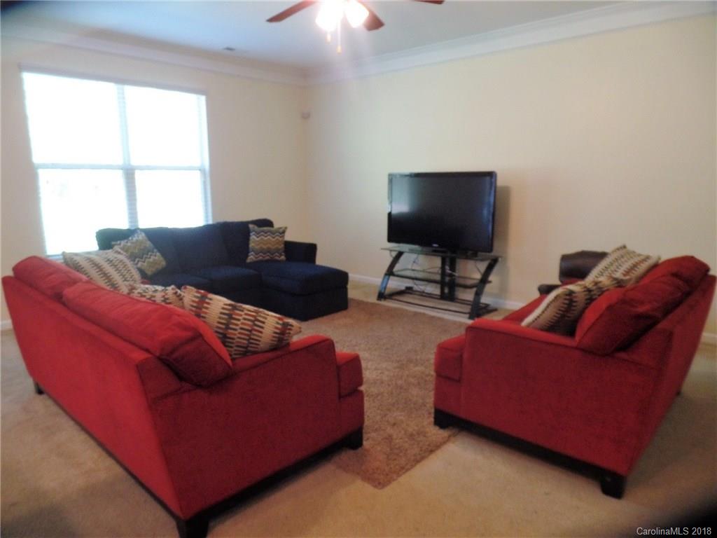 843 Rook Road Charlotte, NC 28216 - Photo 8 of 31