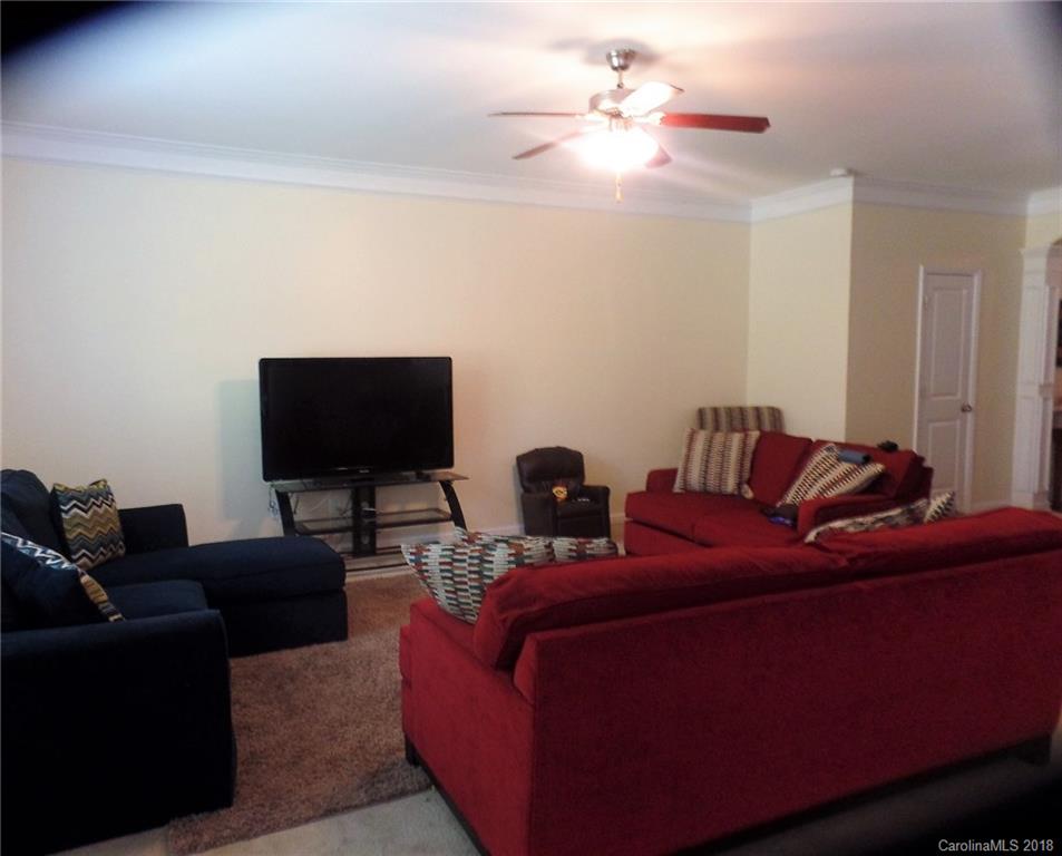 843 Rook Road Charlotte, NC 28216 - Photo 9 of 31