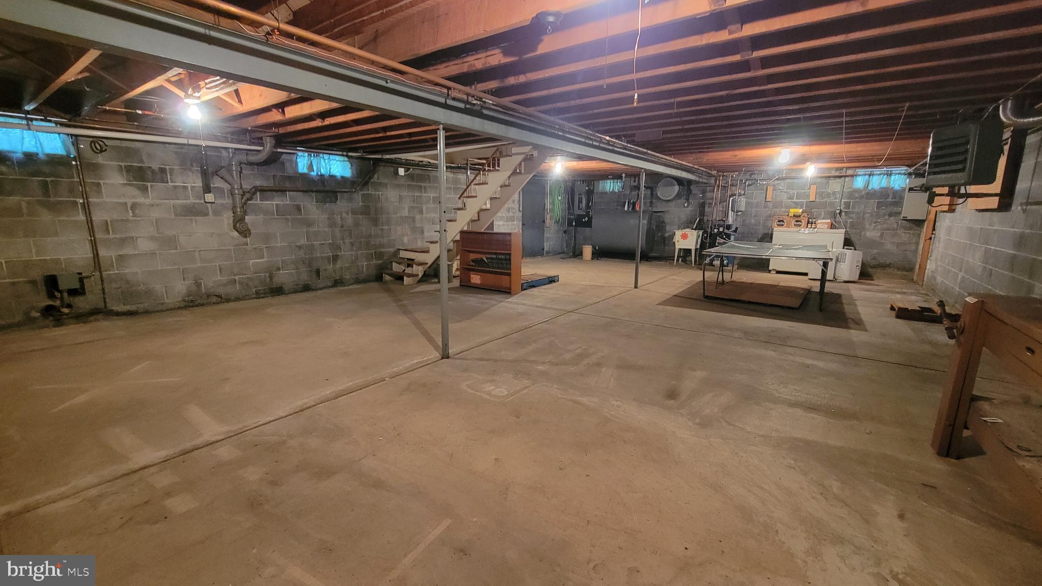 9341 Longswamp Road Mertztown, PA 19539 - Photo 18 of 41