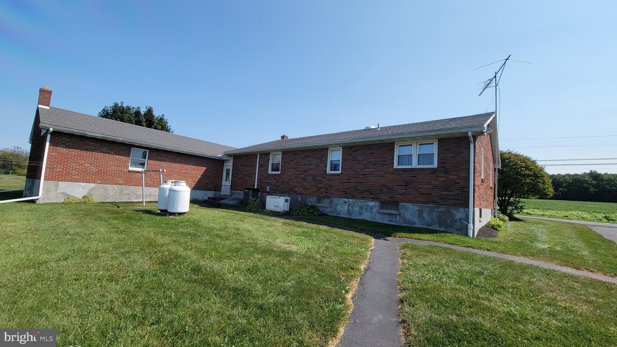 9341 Longswamp Road Mertztown, PA 19539 - Photo 33 of 41