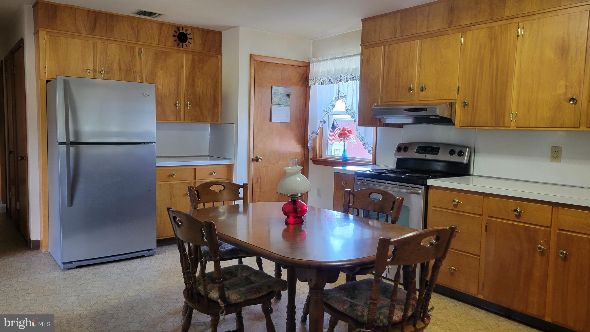 9341 Longswamp Road Mertztown, PA 19539 - Photo 10 of 41