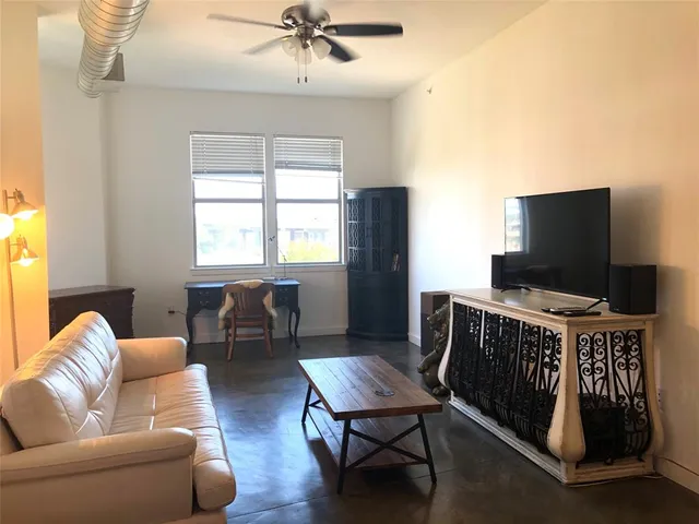 $199,000 | 201 West Lancaster Avenue, Unit 420, Fort Worth, TX 76102