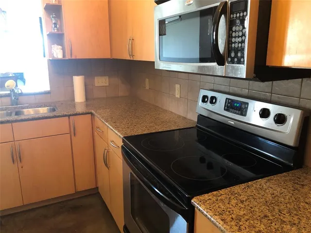 $199,000 | 201 West Lancaster Avenue, Unit 420, Fort Worth, TX 76102