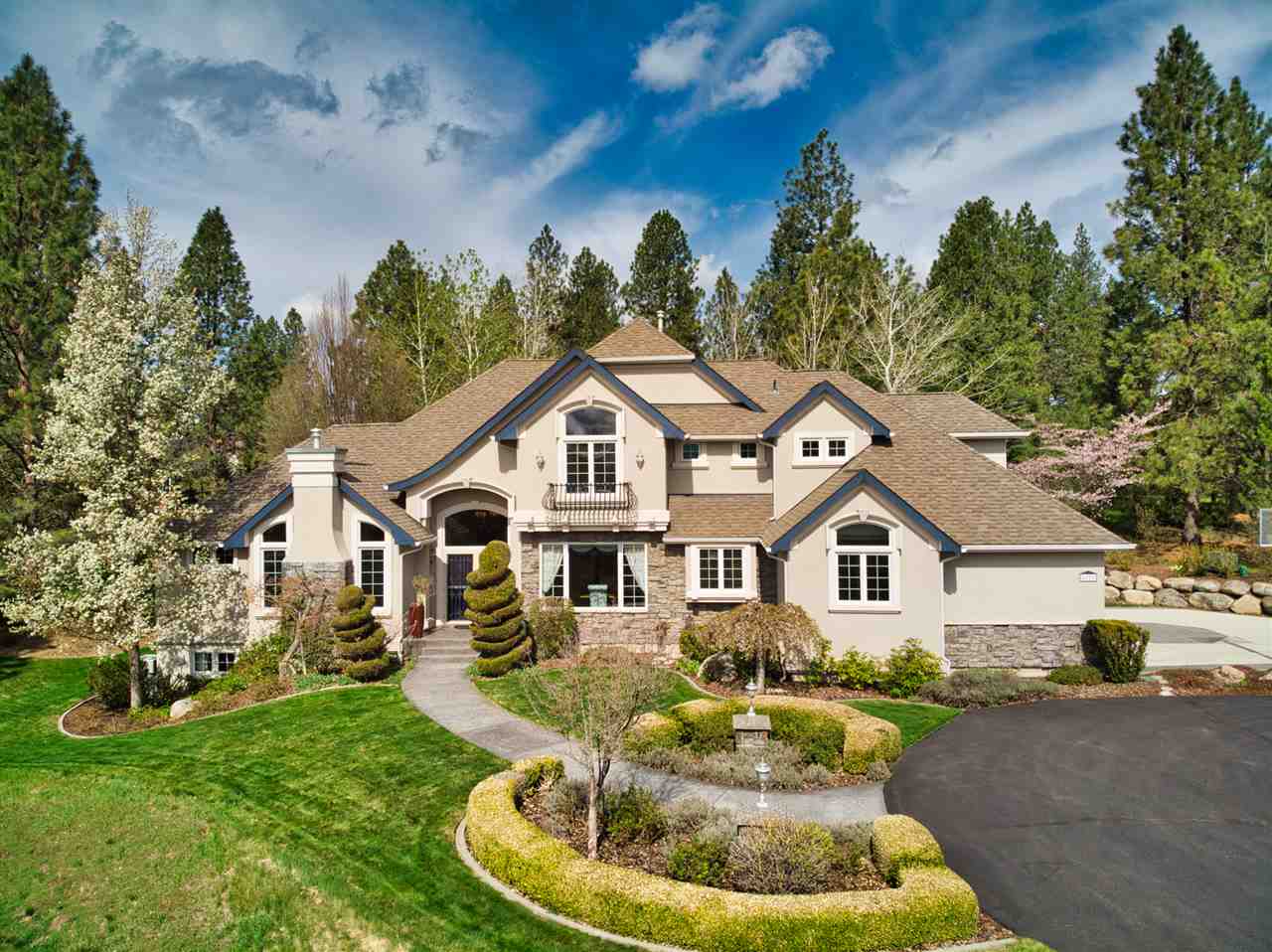 6820 South Regal Road Spokane, WA 99223 - Photo 1 of 38