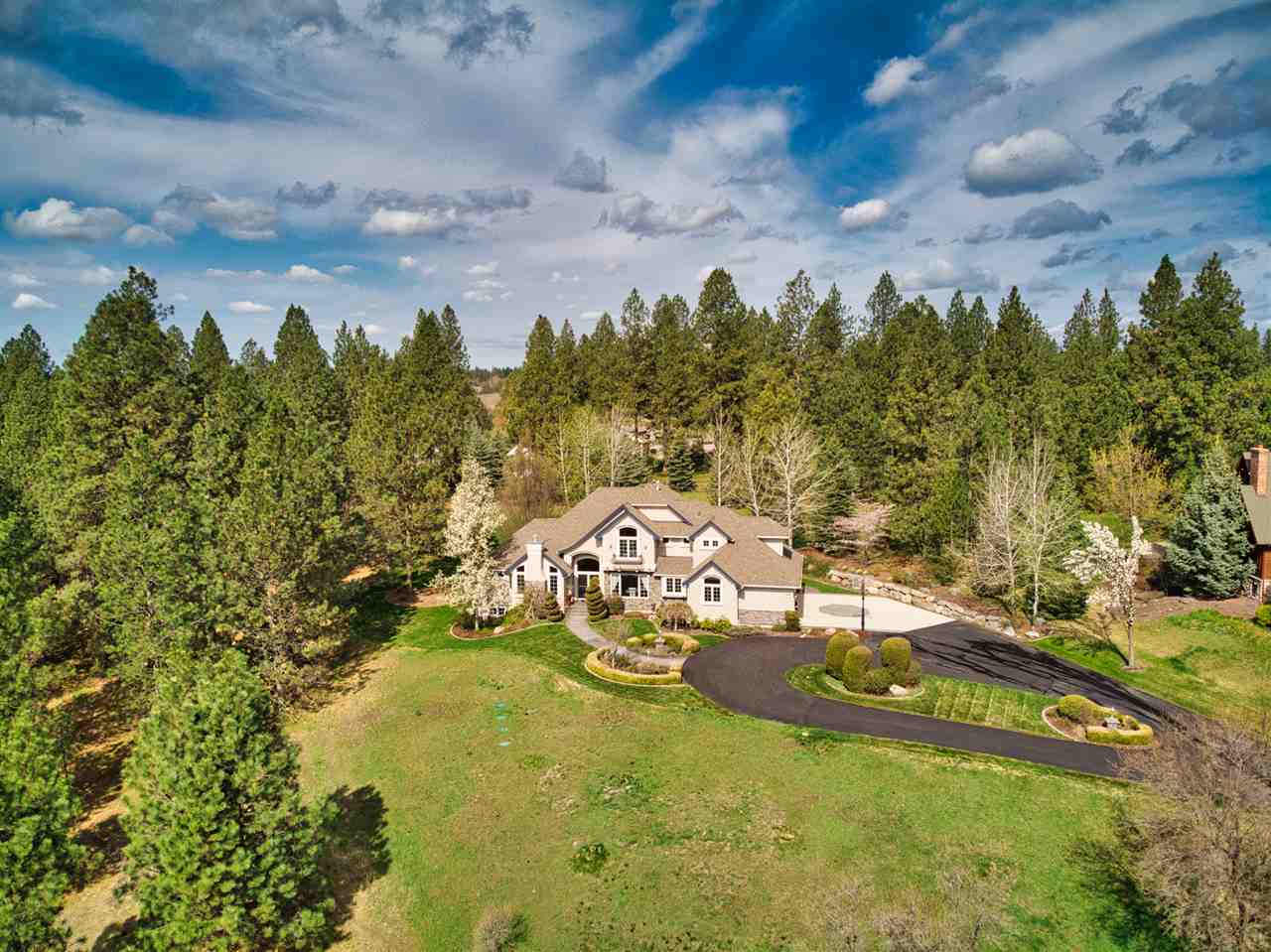 6820 South Regal Road Spokane, WA 99223 - Photo 2 of 38