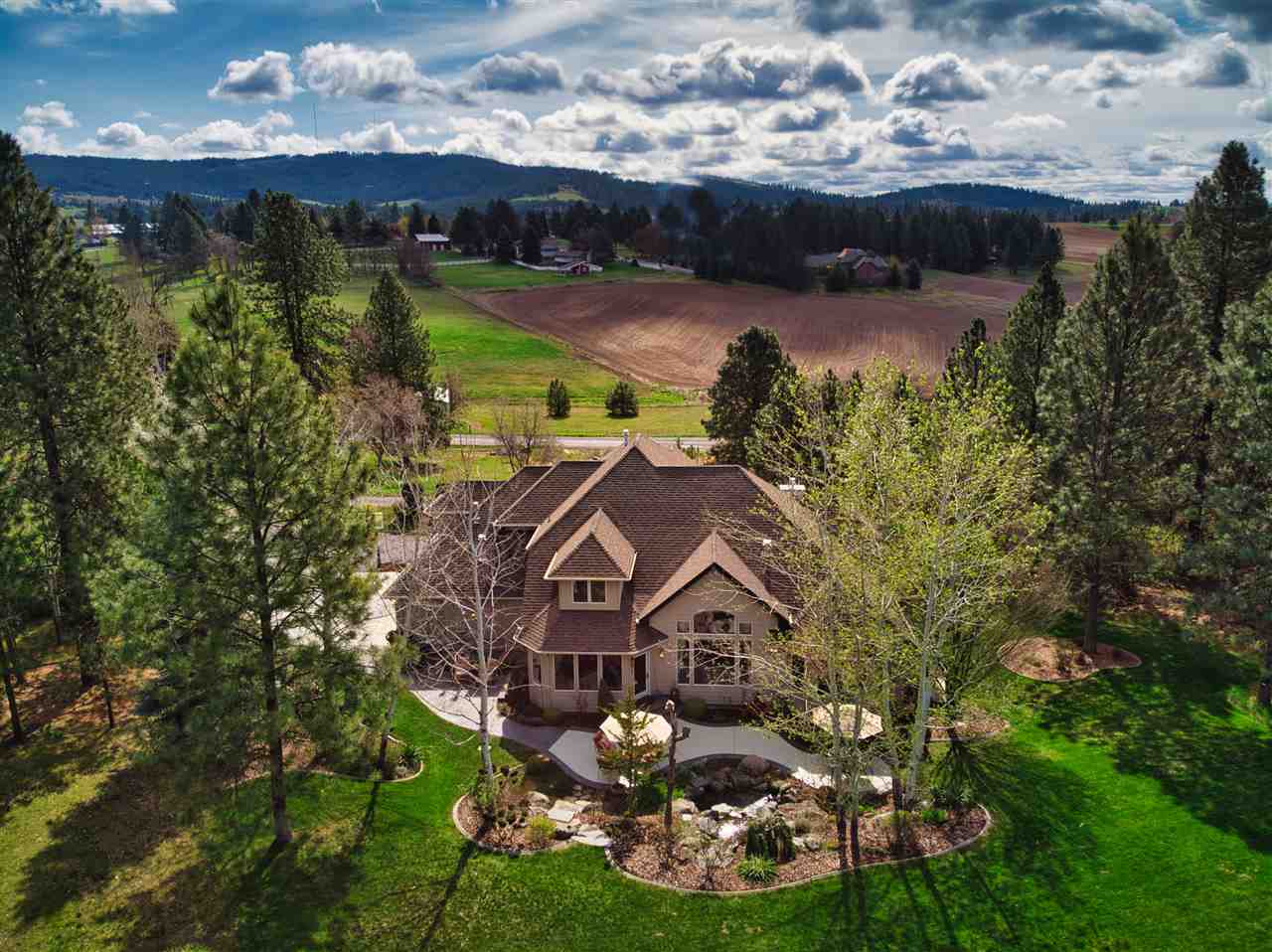 6820 South Regal Road Spokane, WA 99223 - Photo 3 of 38