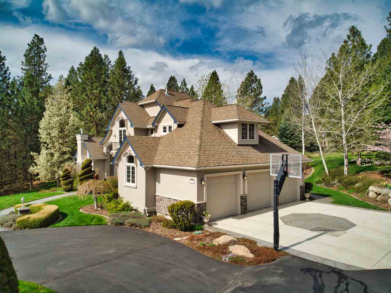 6820 South Regal Road Spokane, WA 99223 - Photo 5 of 38