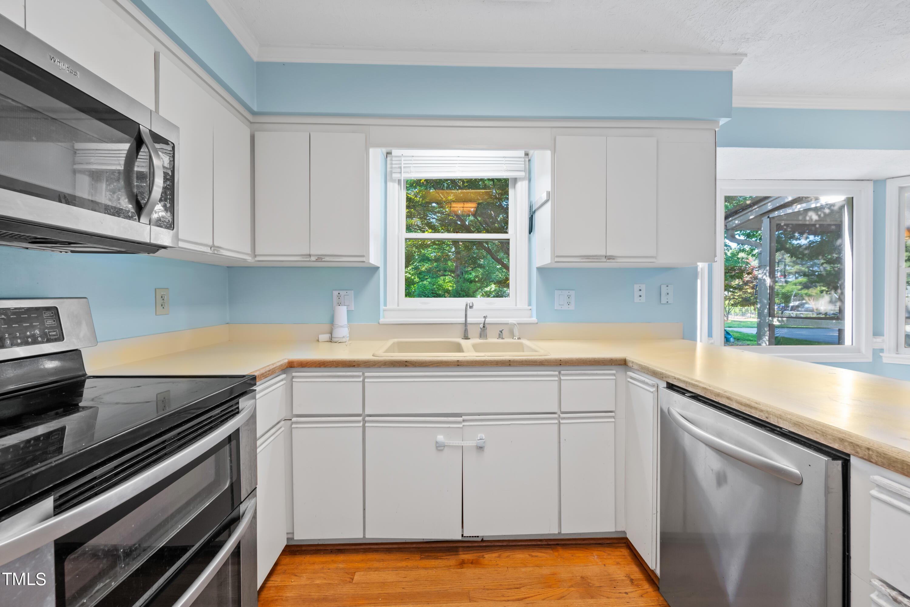 2725 Scottsdale Lane Raleigh, NC 27613 - Photo 14 of 31 Kitchen