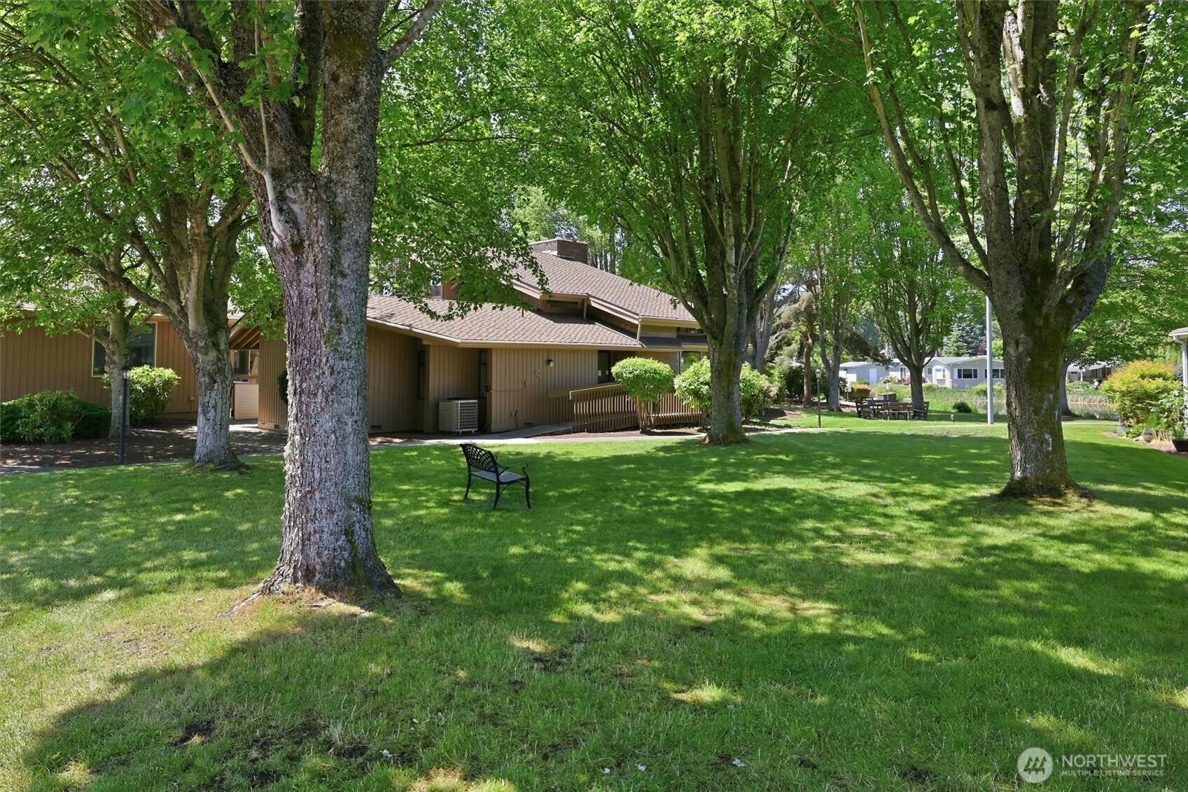 24324 S Park Bothell, WA 98021 - Photo 30 of 40
