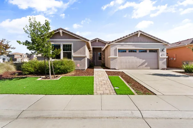 $689,950 | 12849 Knightsbrook Avenue, Rancho Cordova, CA 95742
