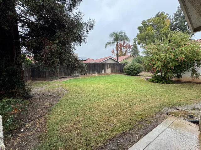 $2,350 | 1848 East Everglade Avenue, Fresno, CA 93720