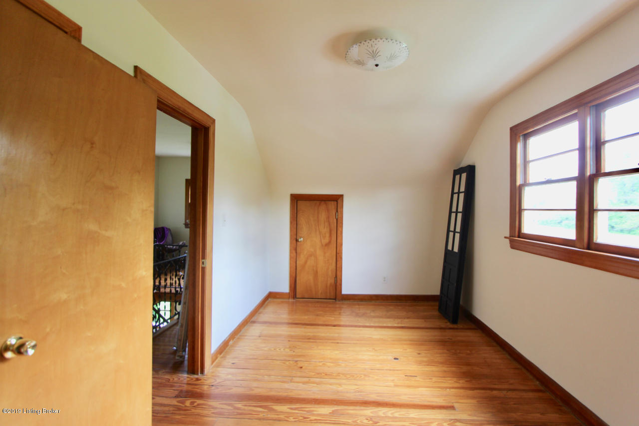 5110 Kendall Road Louisville, KY 40272 - Photo 30 of 45 IMG_9897
