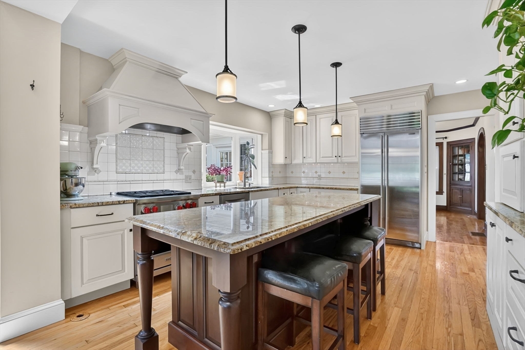 35 Shefford Street Springfield, MA 01107 - Photo 10 of 42