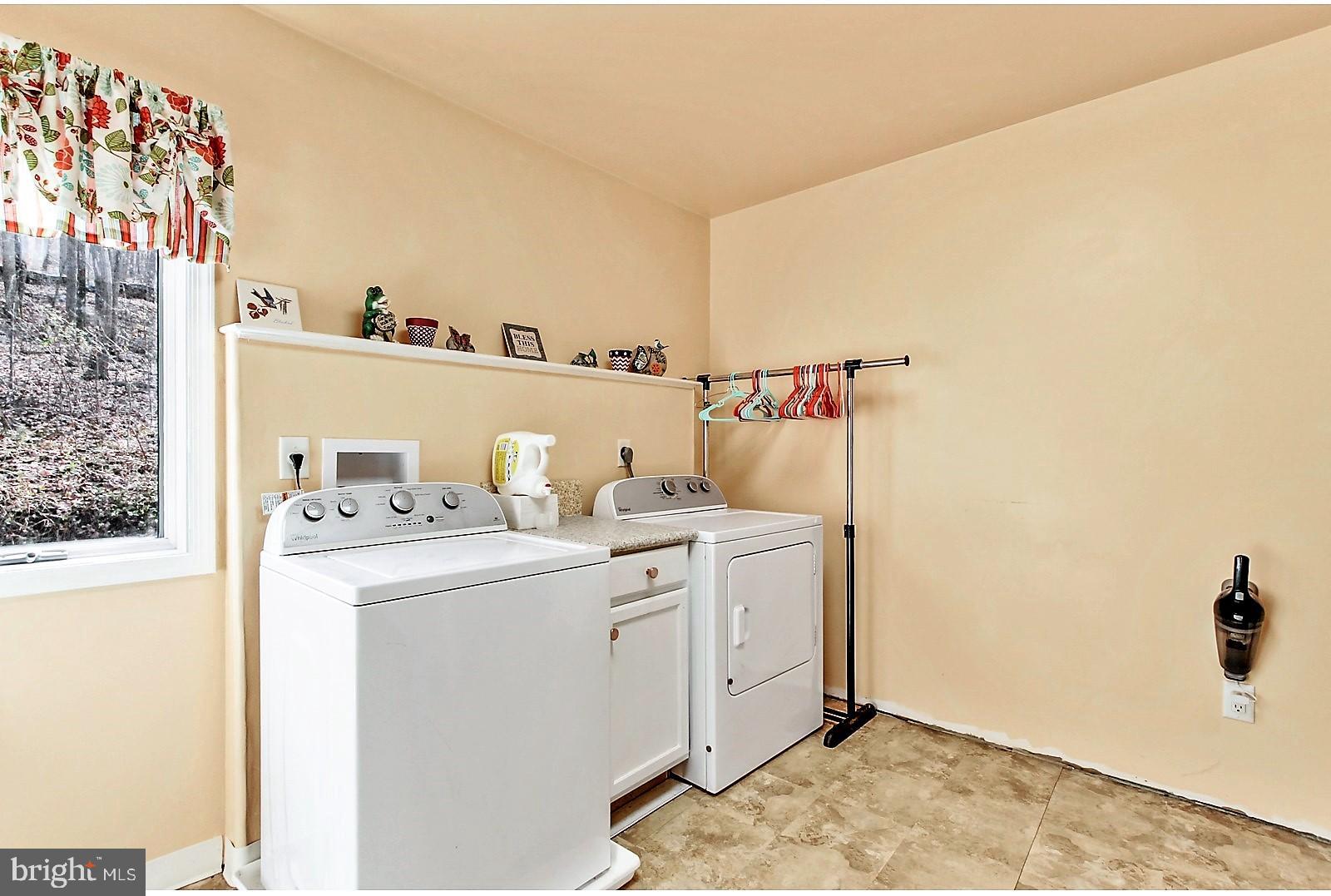 375 Racetrack Road Hanover, PA 17331 - Photo 16 of 25 Gallery Image 16