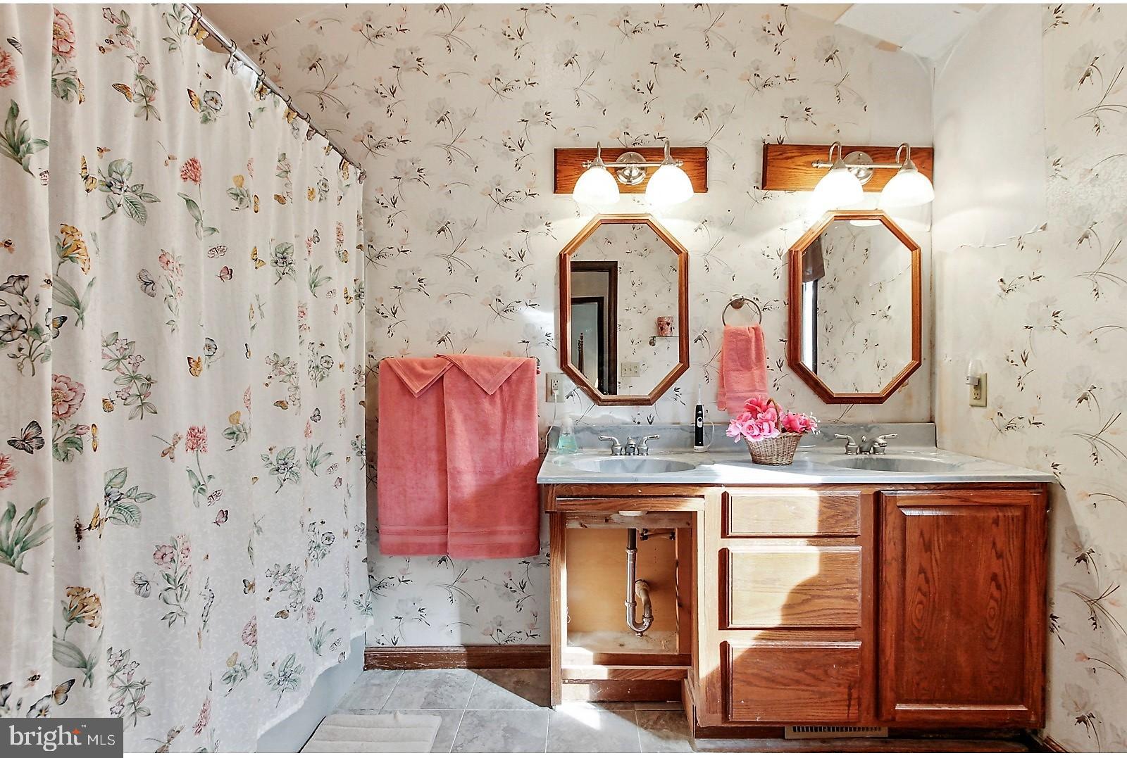 375 Racetrack Road Hanover, PA 17331 - Photo 22 of 25 Gallery Image 22