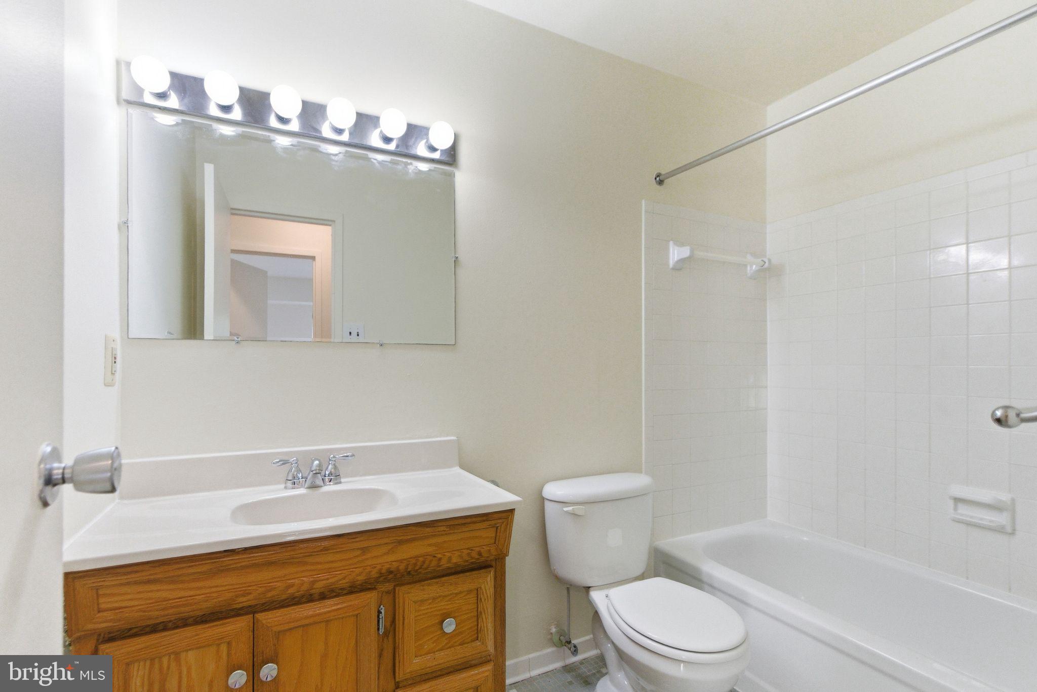 6151 Edsall Road, Unit G Alexandria, VA 22304 - Photo 14 of 24 Gallery Image 14