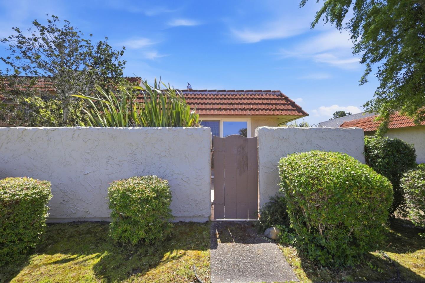 17 Rinconada Circle Belmont, CA 94002 - Photo 34 of 47