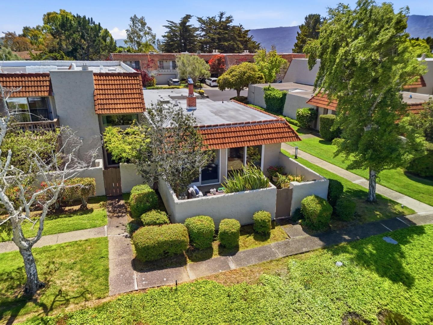 17 Rinconada Circle Belmont, CA 94002 - Photo 42 of 47