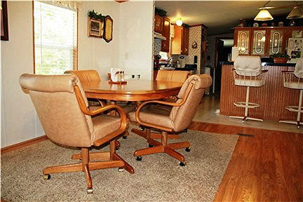 118 Little Timber Ridge Buchanan, VA 24066 - Photo 11 of 48 Breakfast Area