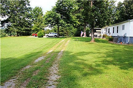 118 Little Timber Ridge Buchanan, VA 24066 - Photo 42 of 48 Driveway to Back of Home