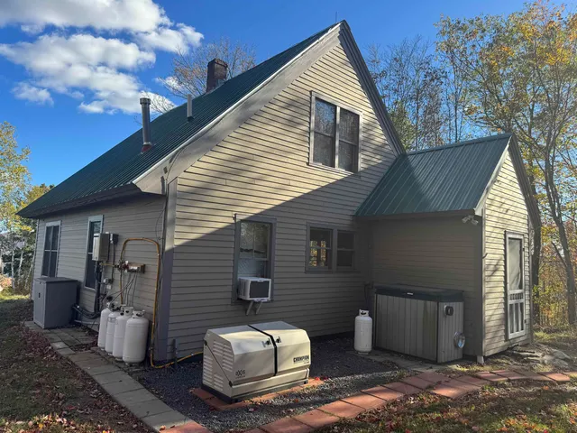 $399,900 | 915 Wheeler Mountain Road, Barton, VT 05822