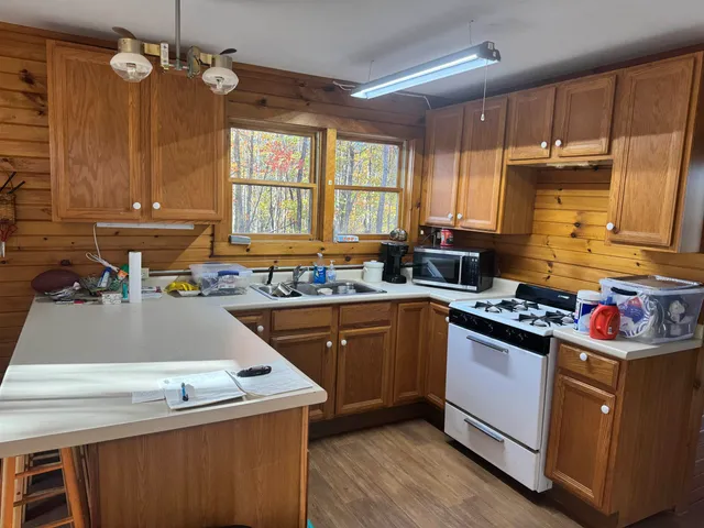 $399,900 | 915 Wheeler Mountain Road, Barton, VT 05822