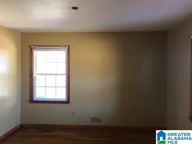 504 Cherokee Circle Fairfield, AL 35064 - Photo 6 of 12