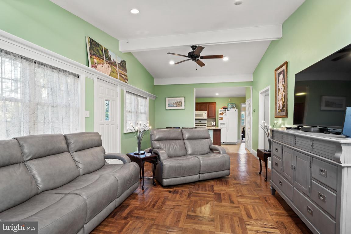 548 Graystone Road Ambler, PA 19002 - Photo 7 of 24 Gallery Image 7
