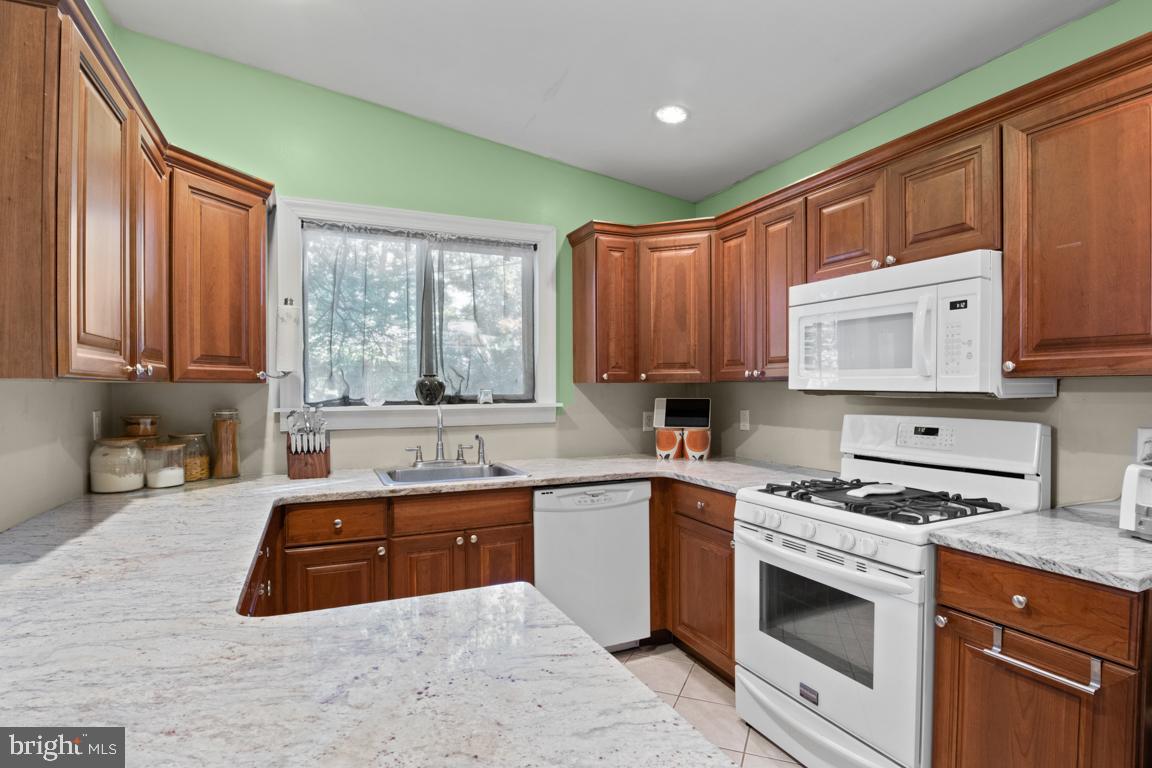 548 Graystone Road Ambler, PA 19002 - Photo 9 of 24 Gallery Image 9
