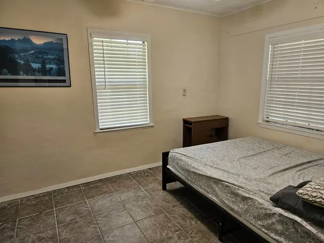 $2,500 | 1018 An County Road 2301, Tennessee Colony, TX 75861