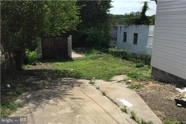 4907 Harford Road Baltimore, MD 21214 - Photo 23 of 26 Exterior (Rear)