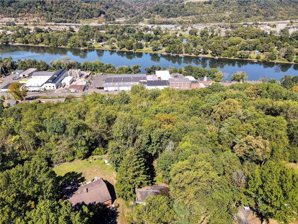 21 Oakglen Drive Oakmont, PA 15139 - Photo 48 of 50 a view of a lake with houses