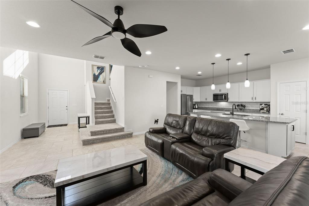 2631 East Lake Pointe Drive Kissimmee, FL 34744 - Photo 9 of 49 Gallery Image 9