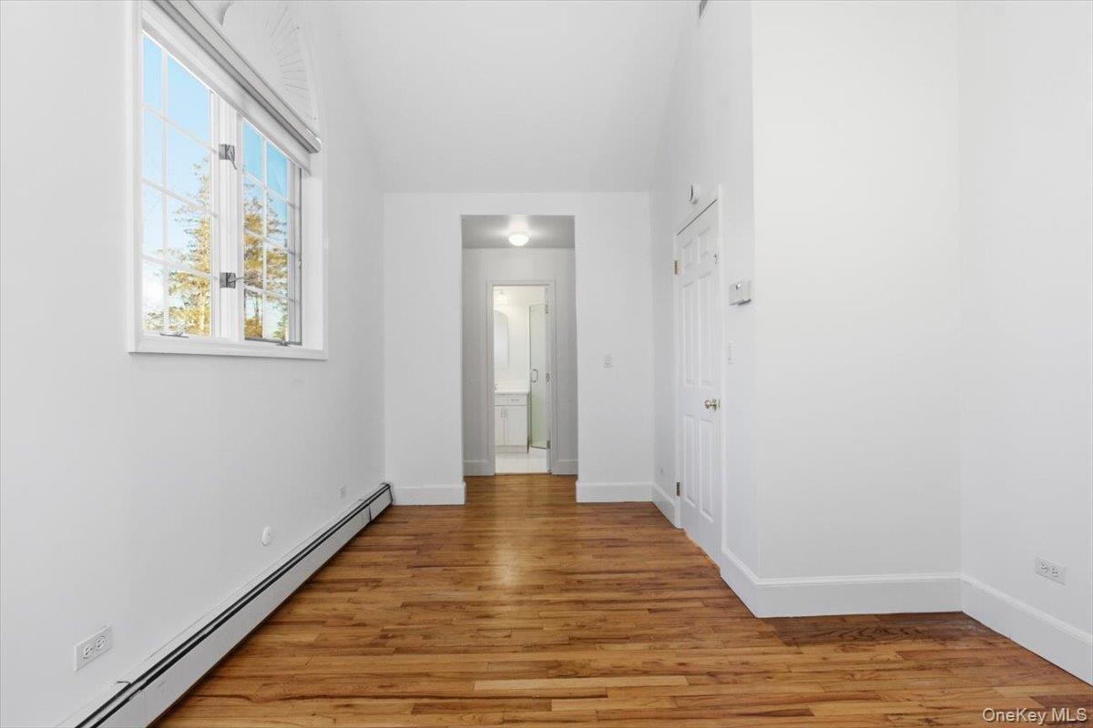 27 Harbor Terrace Drive Rye, NY 10580 - Photo 12 of 28