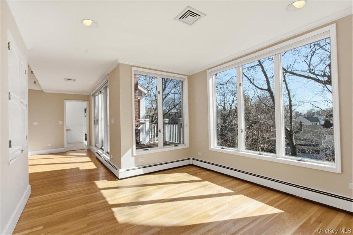 27 Harbor Terrace Drive Rye, NY 10580 - Photo 15 of 28