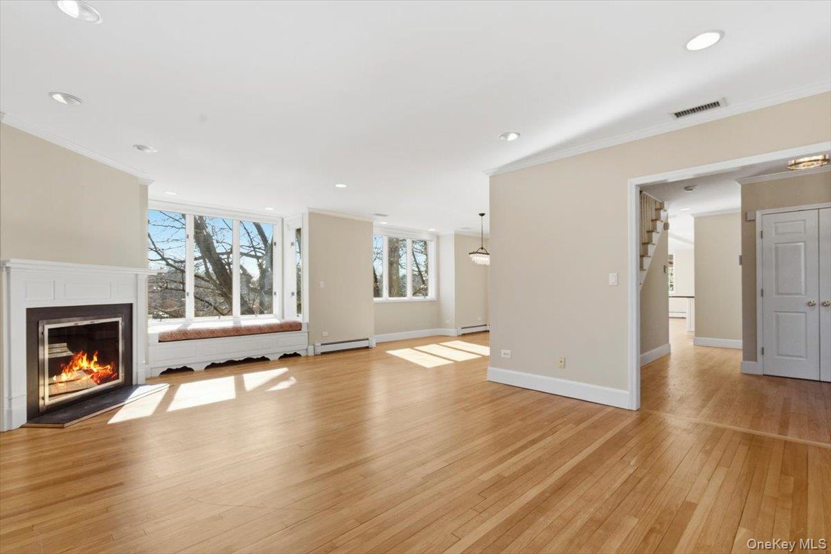 27 Harbor Terrace Drive Rye, NY 10580 - Photo 2 of 28