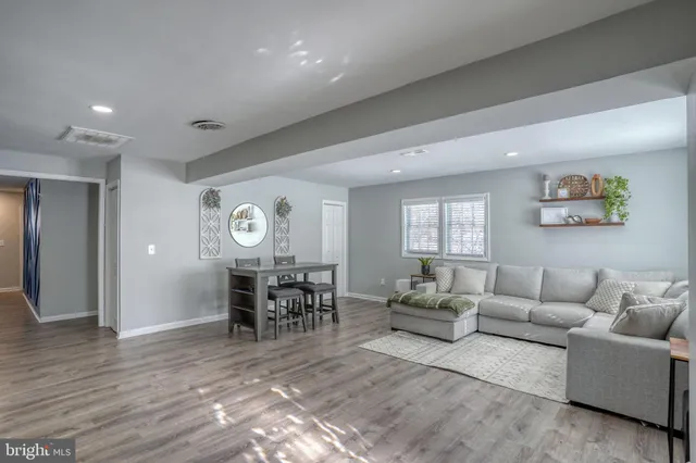 $525,000 | 2613 Old County Road, Newark, DE 19702