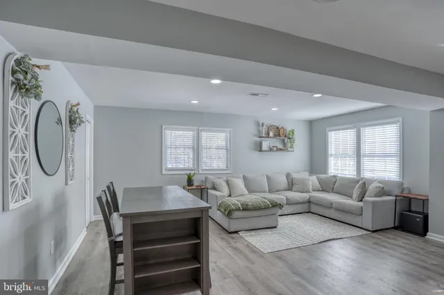 $525,000 | 2613 Old County Road, Newark, DE 19702