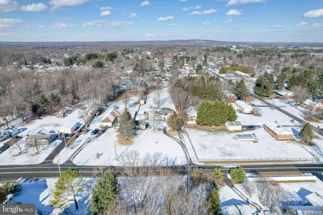 $525,000 | 2613 Old County Road, Newark, DE 19702