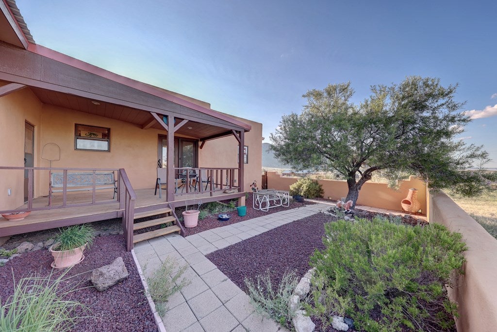 8 Sierra Vista Road Alpine, TX 79830 - Photo 30 of 32 Gallery Image 30