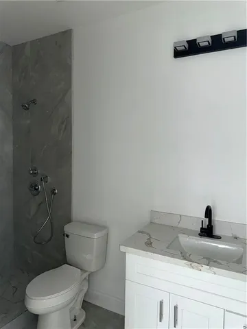 $3,000 | 1715-1717 North Robertson Street, Unit 1717, New Orleans, LA 70116