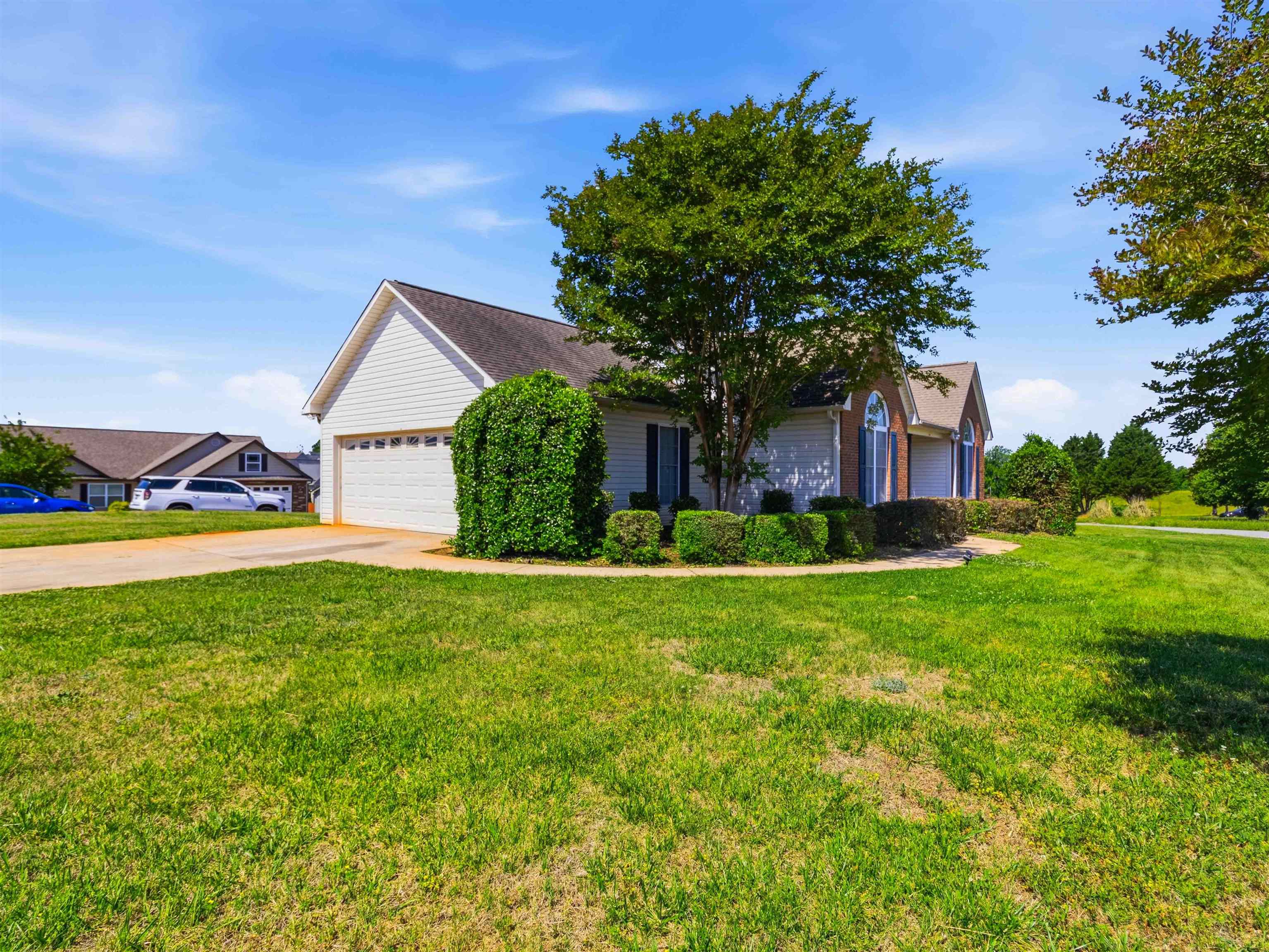 104 Harvest Ridge Drive Inman, SC 29349 - Photo 6 of 32