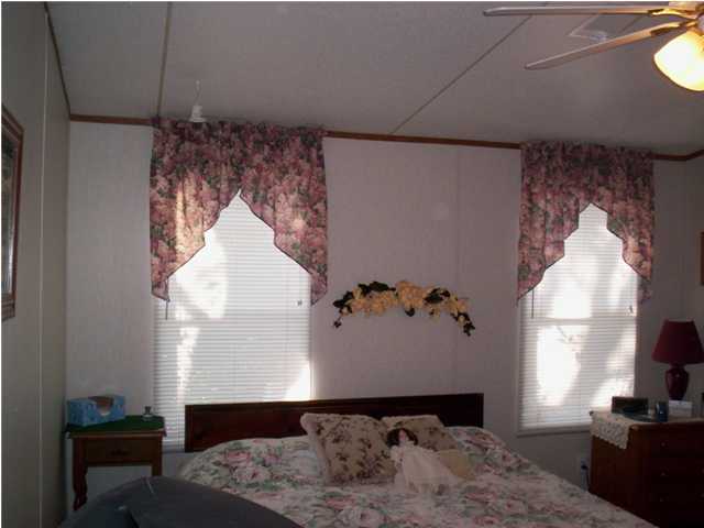 1837 Wheeler Road Gulf Breeze, FL 32563 - Photo 9 of 12 Gallery Image 9