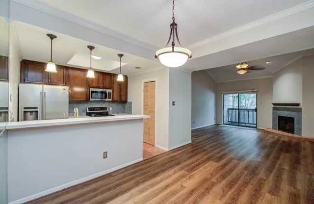 $209,000 | 11711 Memorial Drive, Unit 188, Houston, TX 77024