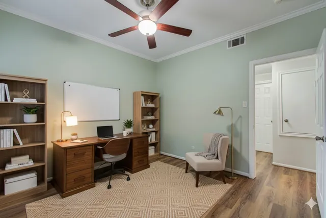 $209,000 | 11711 Memorial Drive, Unit 188, Houston, TX 77024