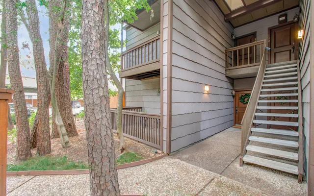 $209,000 | 11711 Memorial Drive, Unit 188, Houston, TX 77024