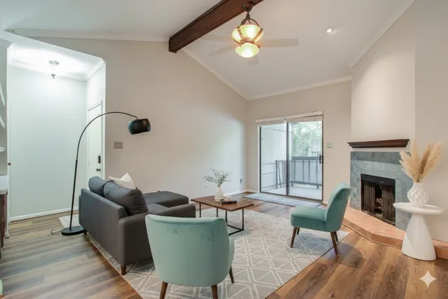 $209,000 | 11711 Memorial Drive, Unit 188, Houston, TX 77024