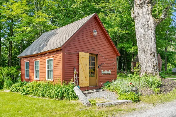 $650,000 | 314 Richmond Road, Fitzwilliam, NH 03447