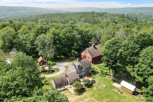 $650,000 | 314 Richmond Road, Fitzwilliam, NH 03447